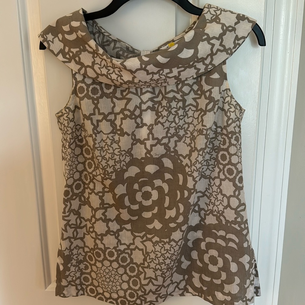 Precious Trina Turk linen blouse, size small